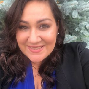 Meet your Posher, Vanessa